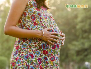 胎兒臍帶繞頸　需要剖腹產嗎？